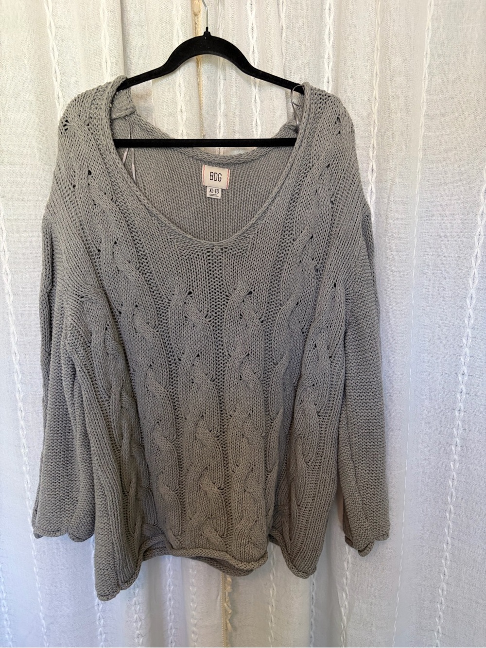 BDG Light Gray Cable Knit V-Neck Sweater